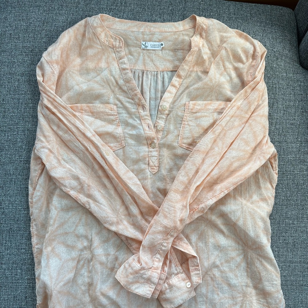 Carve Designs gauze blouse